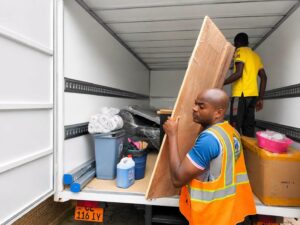 Déménagement complet des bureaux de l&rsquo;ONG SAPIENCE à Yaoundé